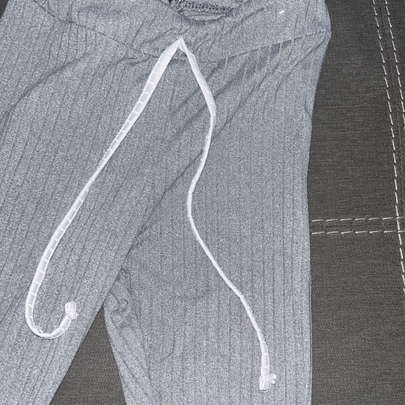 Gray leggings - Picture 3 of 5